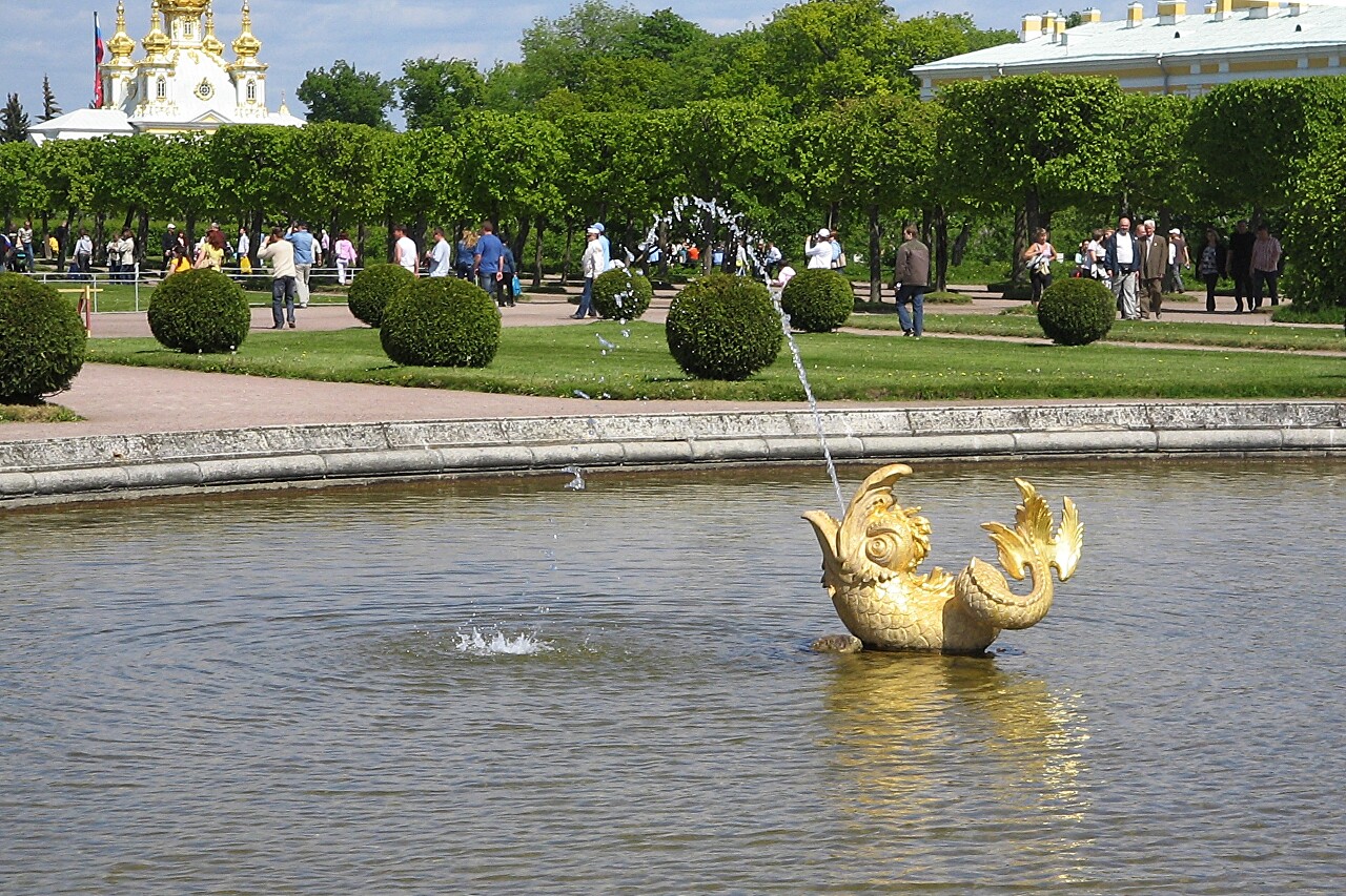 Fountain of Neptune, Peterhof Palace