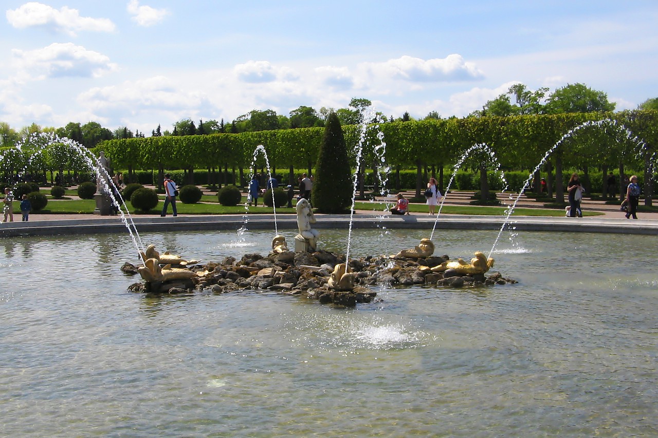 Fountain of Neptune, Peterhof Palace