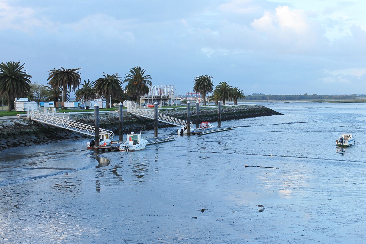 Montijo. Miguel Pais waterfront