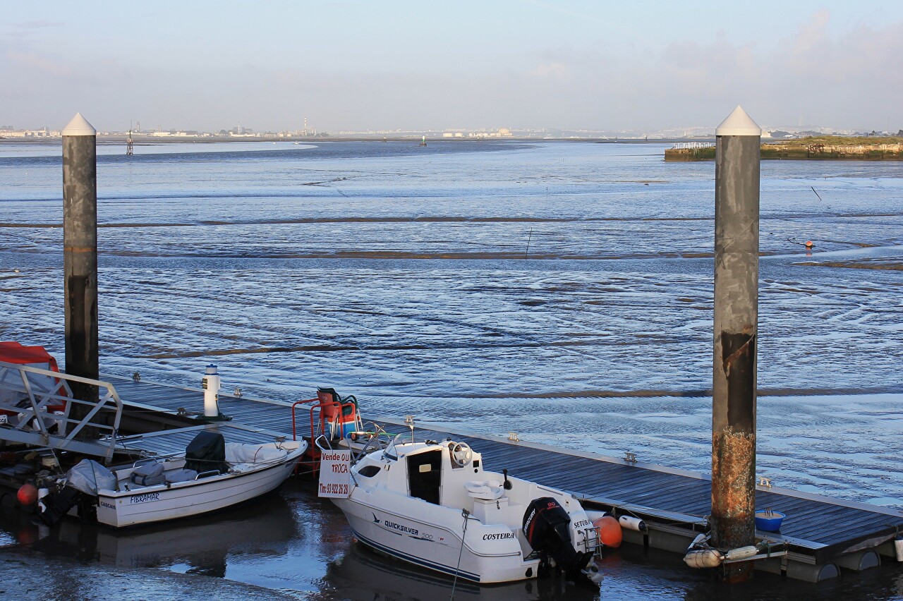 Montijo, low tide