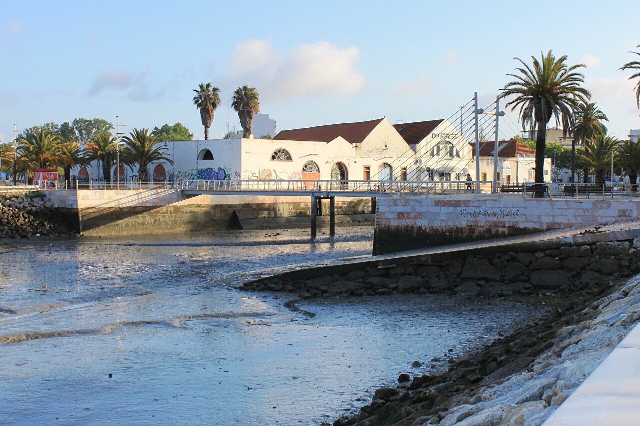 Low tide in Montijo