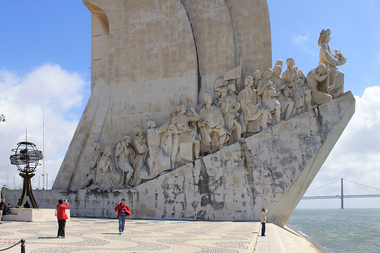Monument to the Discoverers, Lisbon