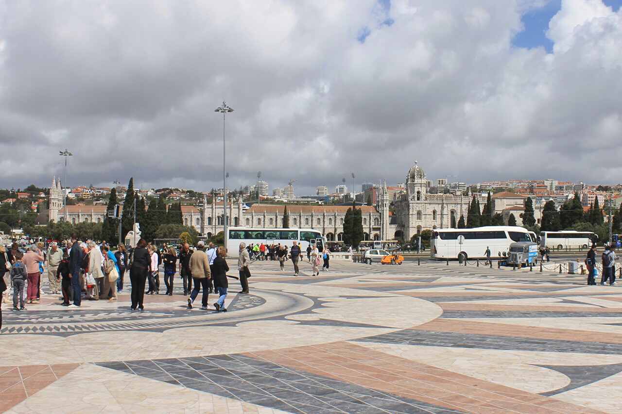 Памятник Первооткрывателям, Лиссабон