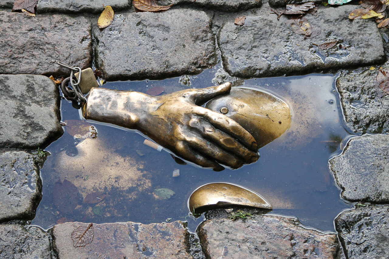 Borstplaat sculpture, Amsterdam