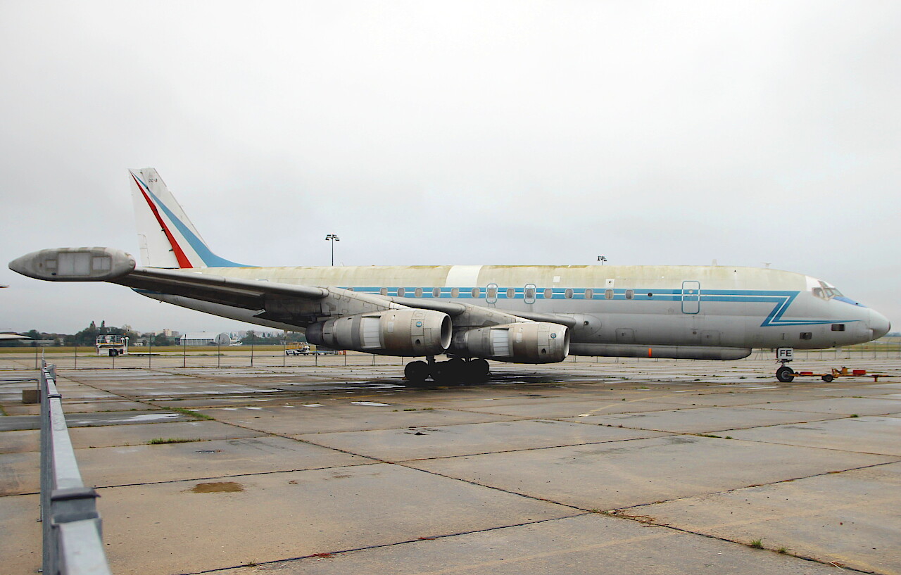 DC-8 'Le SARIGuE', radio reconnaissance aircraft, Le Bourget