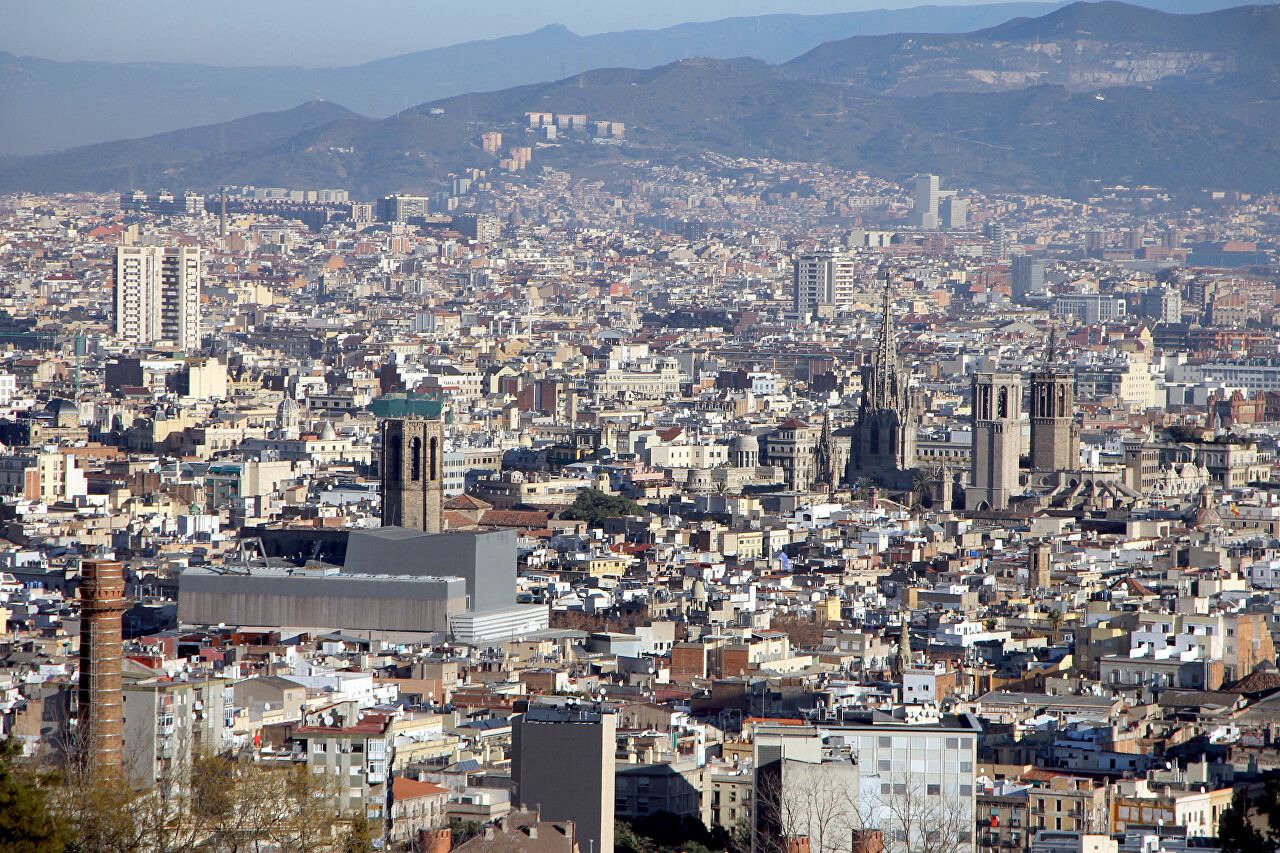 Барселона, вид с обзорной площадки Алькальде