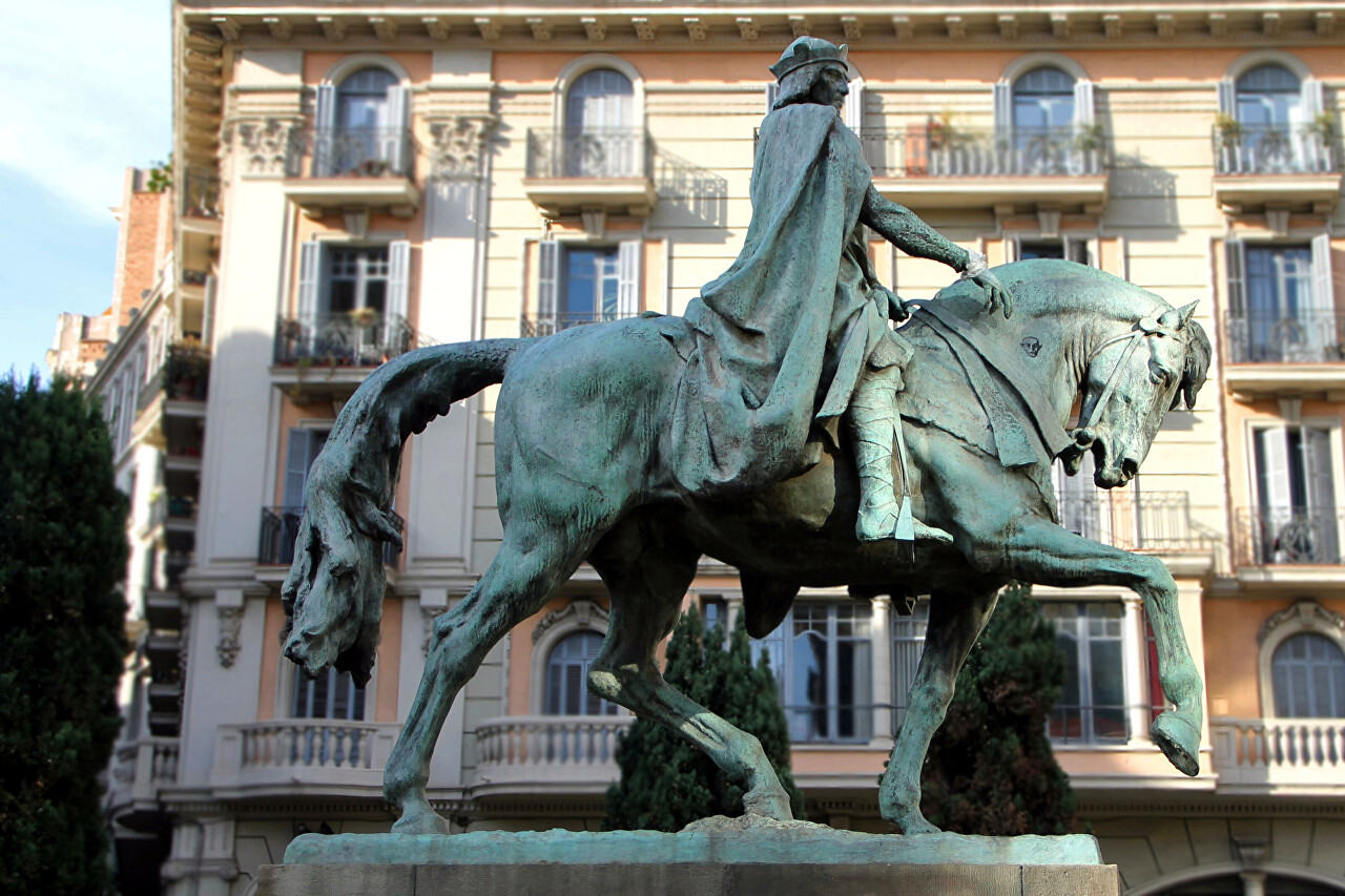 Plaza de Ramon Berenguer, Barcelona