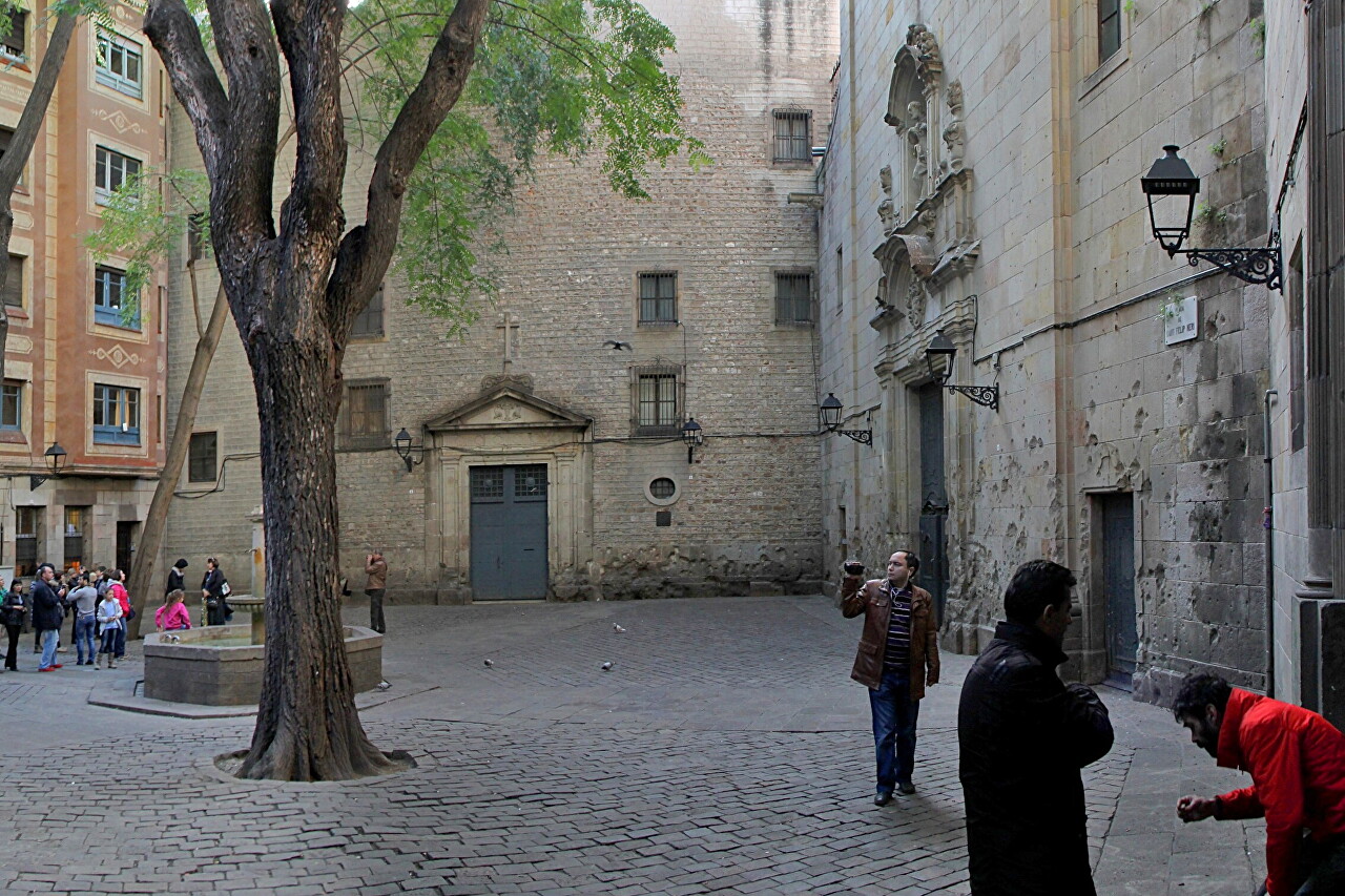 Plaça de Sant Felip Neri