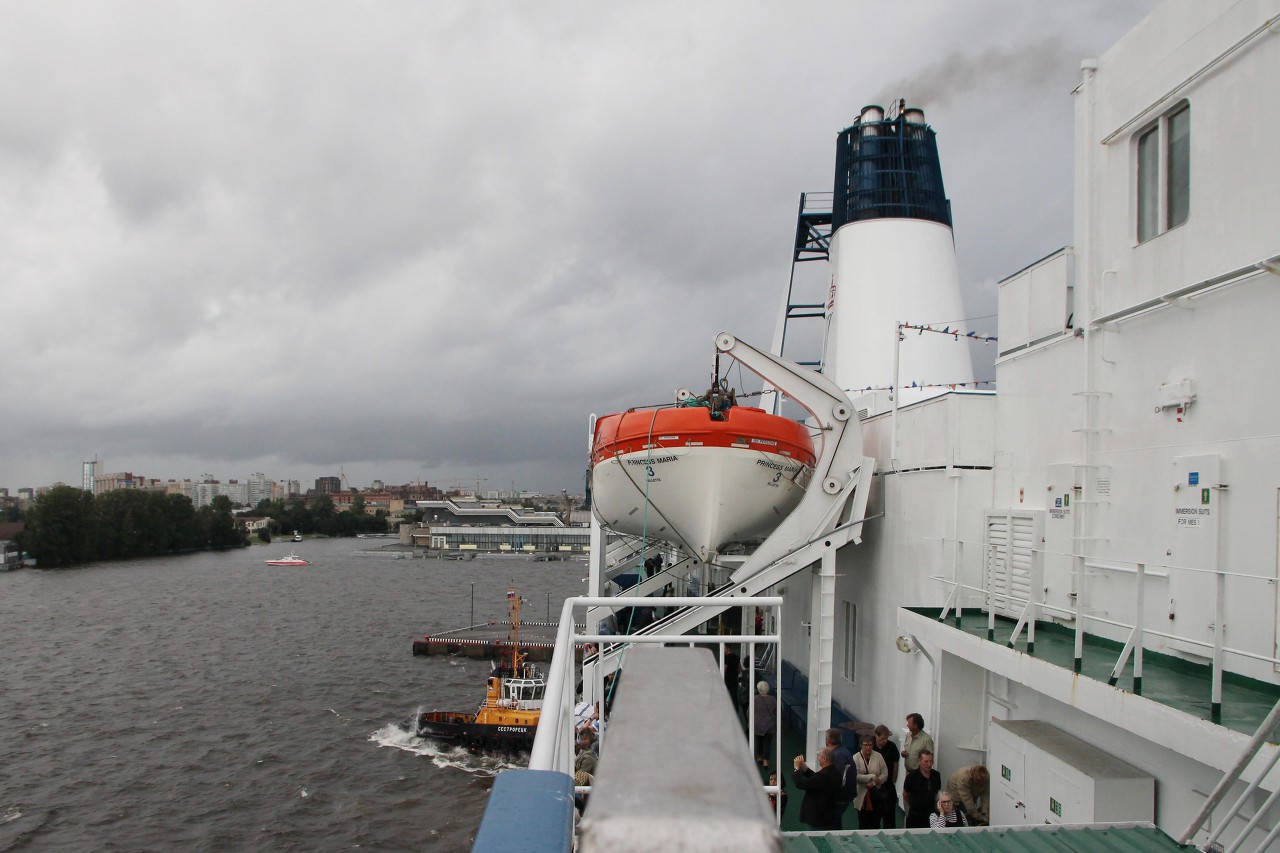 St. Petersburg-Helsinki ferry, departure