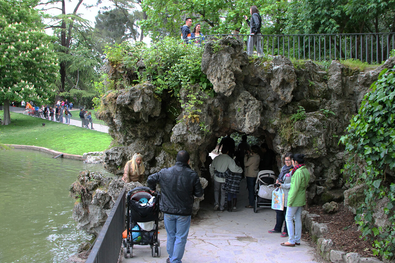 Фонтан 'Пещера', Ретиро, Мадрид