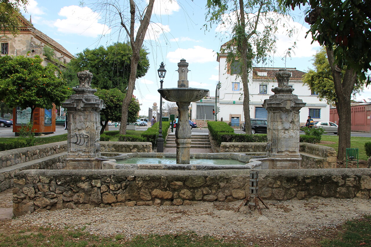 Fuente de la Puerta de Baeza, Cordoba