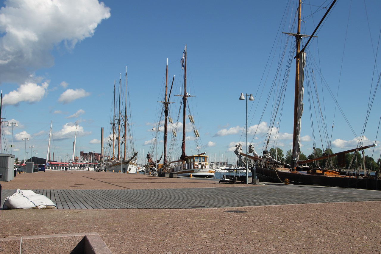 Helsinki, Halkolaituri Sailing Pier