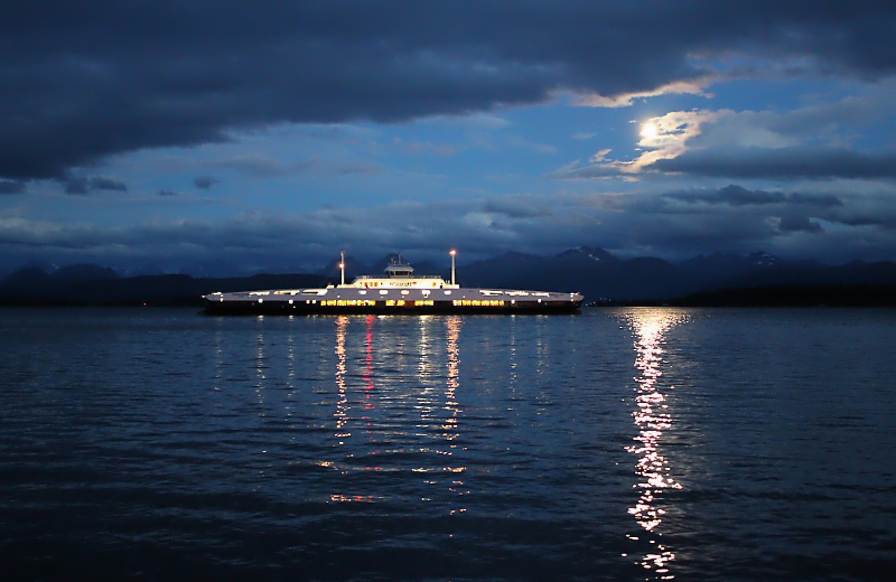 Hamnegata promenade, Molde