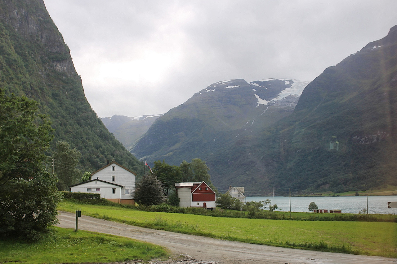 Oldevatnet Lake