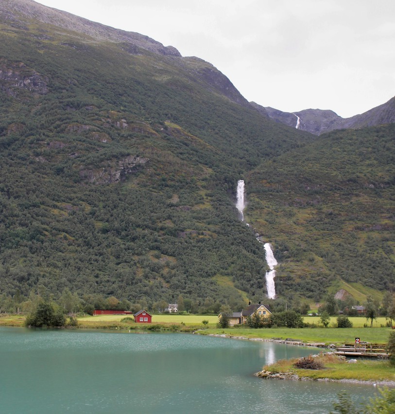 Oldevatnet Lake