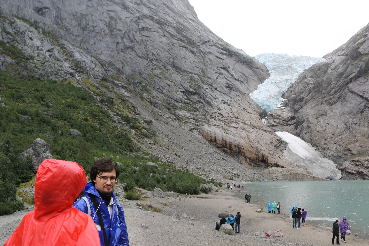 Briksdalsbreen glacier