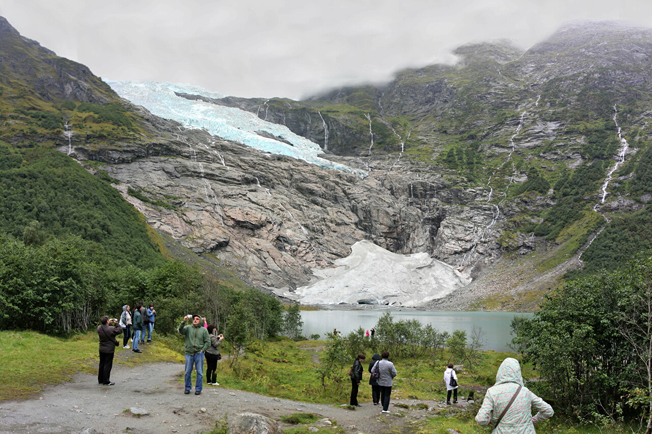 Bøyabreen Glacier