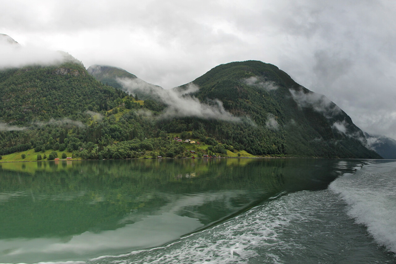 Fjærlandfjorden