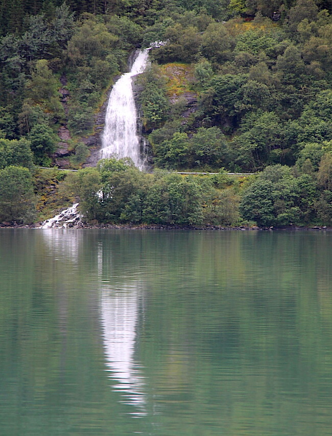 Fjærlandfjorden