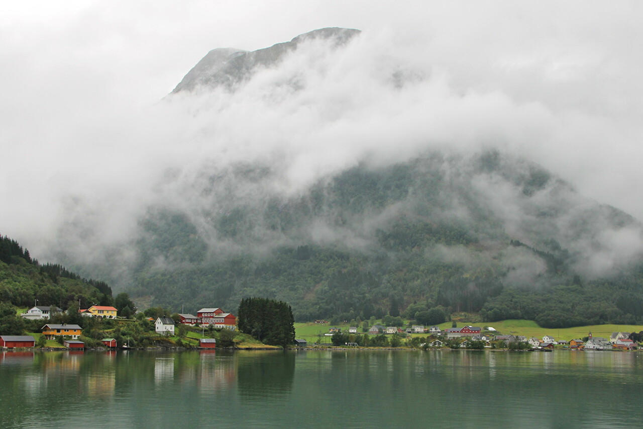 Fjærlandfjorden