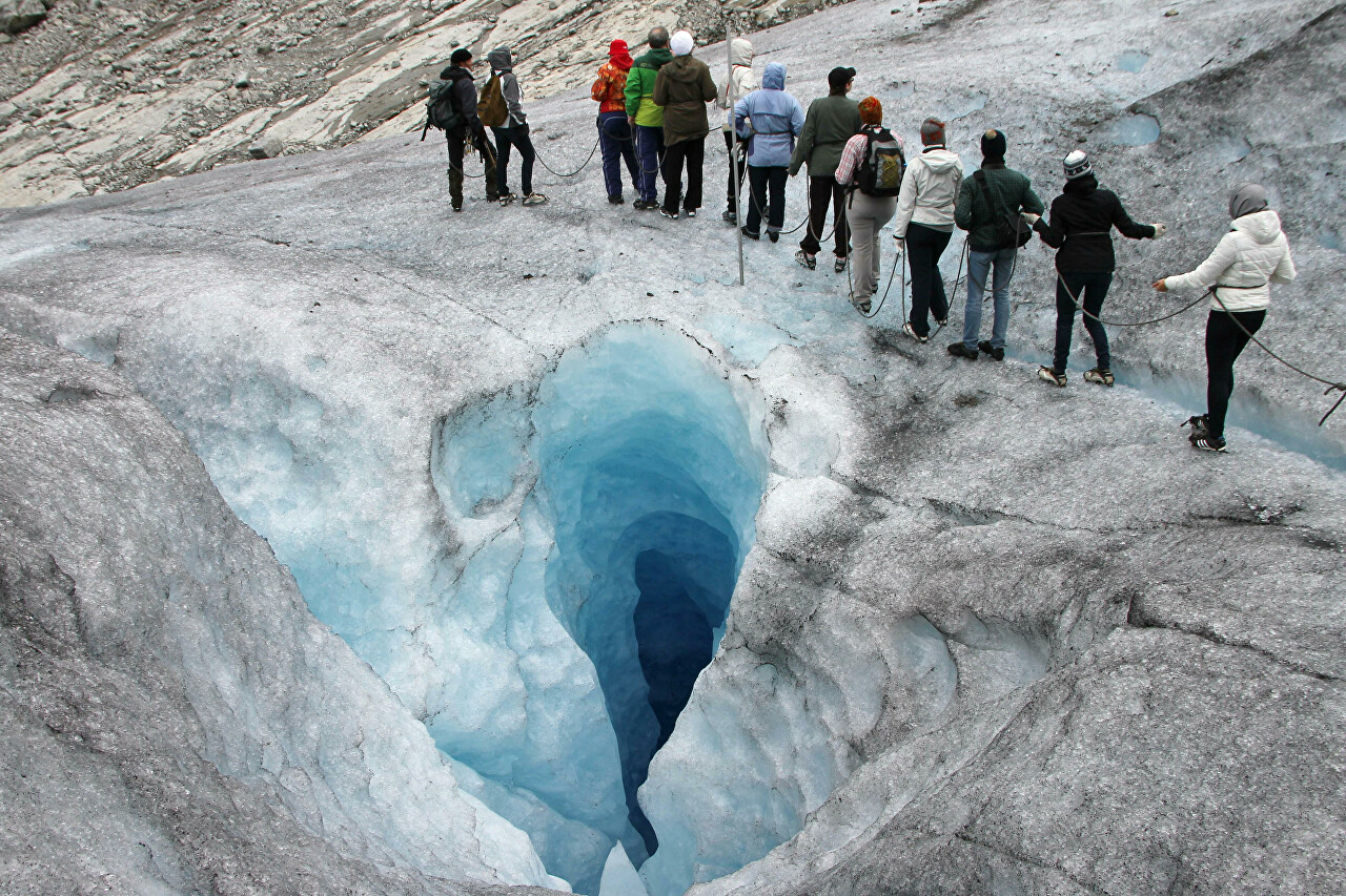 Nygardsbreen Glacier
