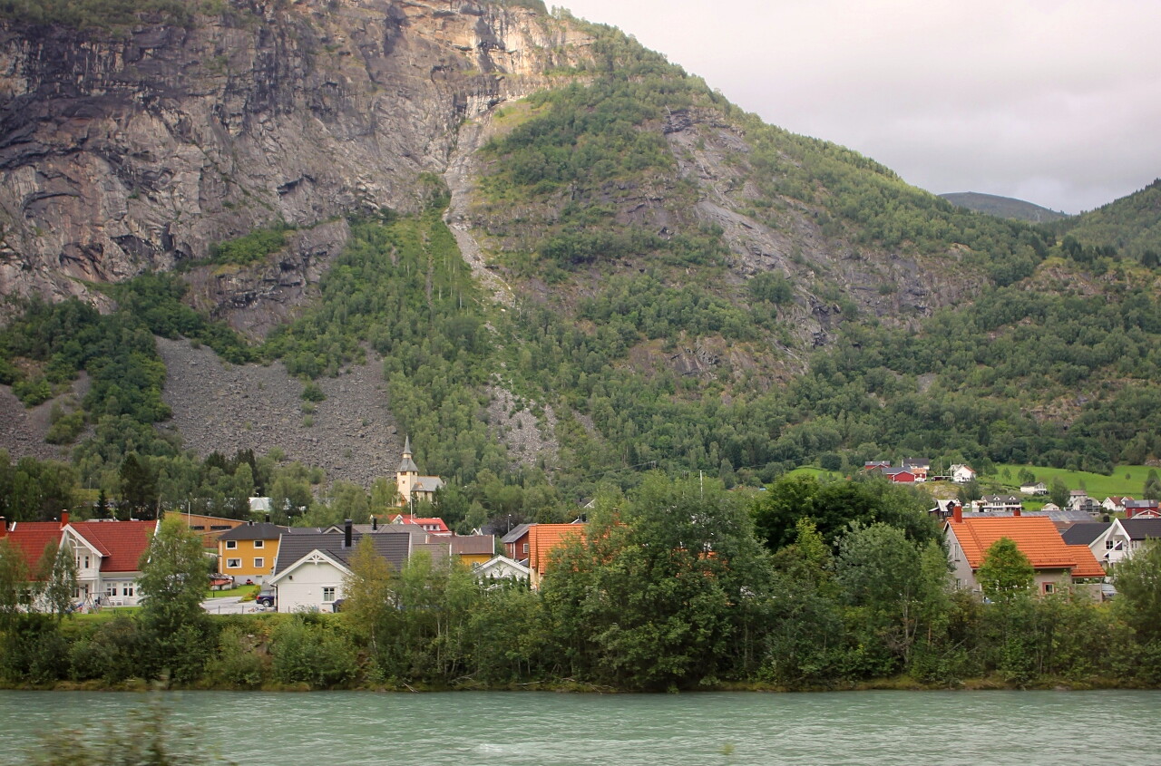 Jostedalen and Barsnesfjorden