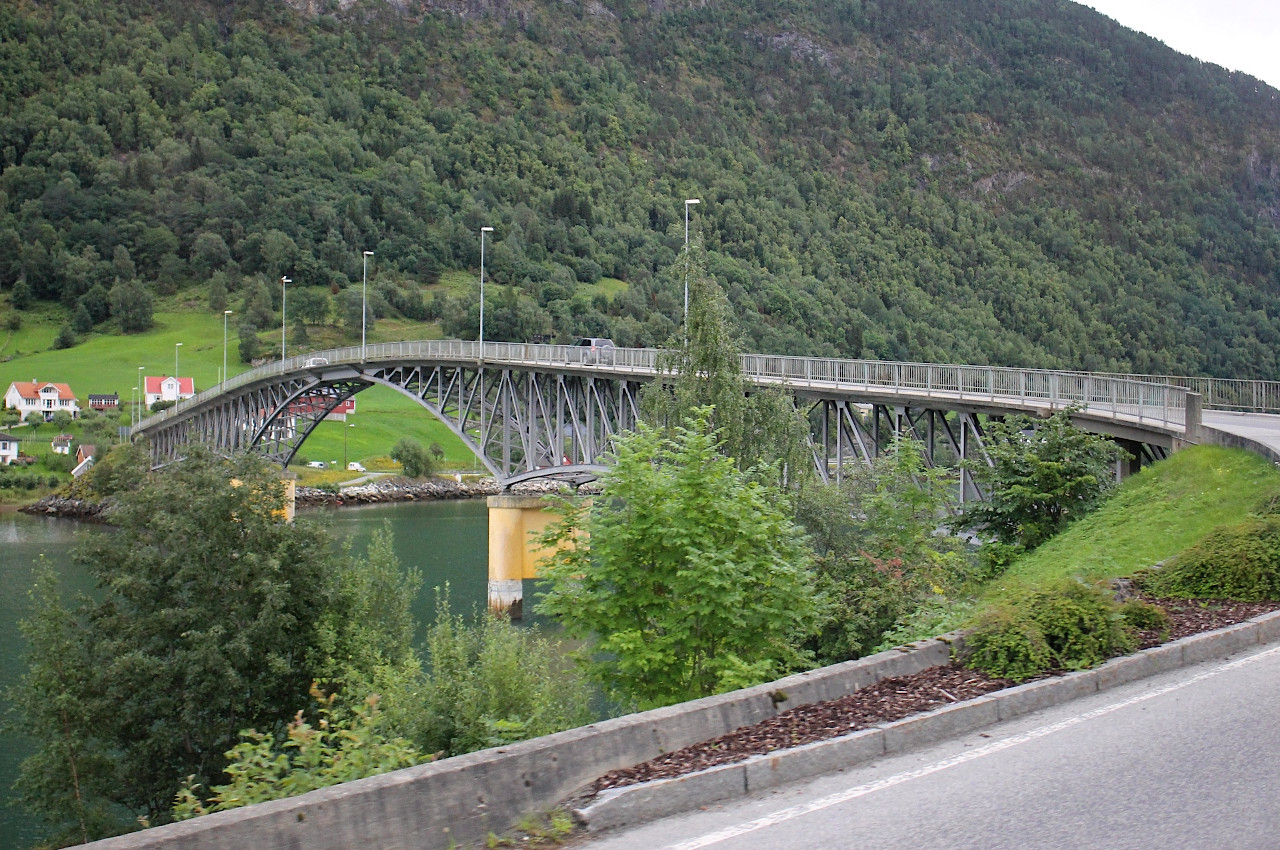 Loftesnes Bridge