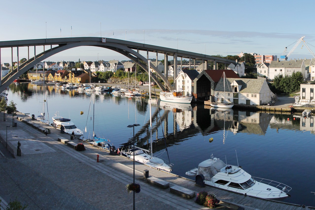 Risøybrua bridge, Haugesund