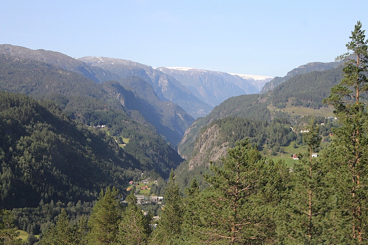 Løyningsdalen Valley