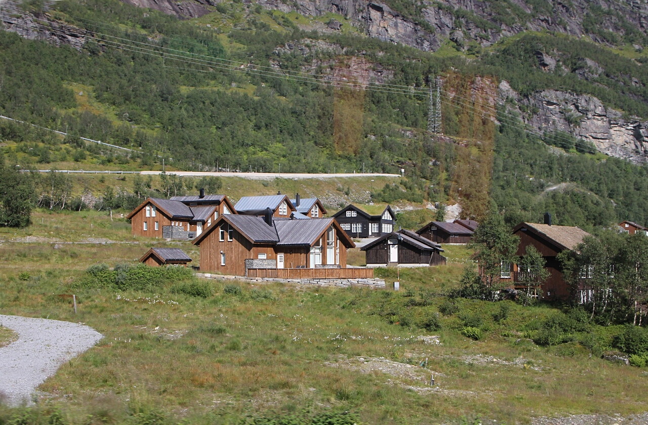 Løyningsdalen Valley