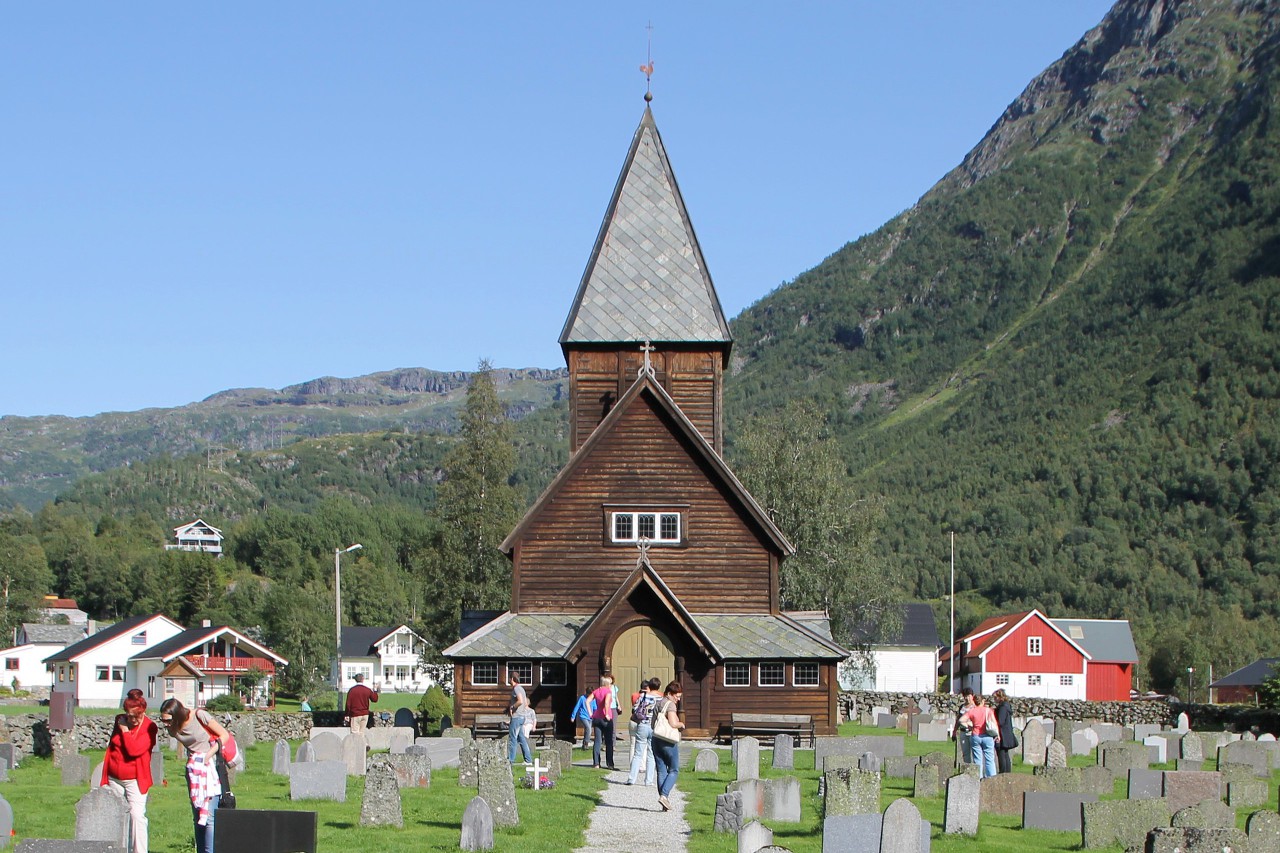 Røldal stavkyrkje