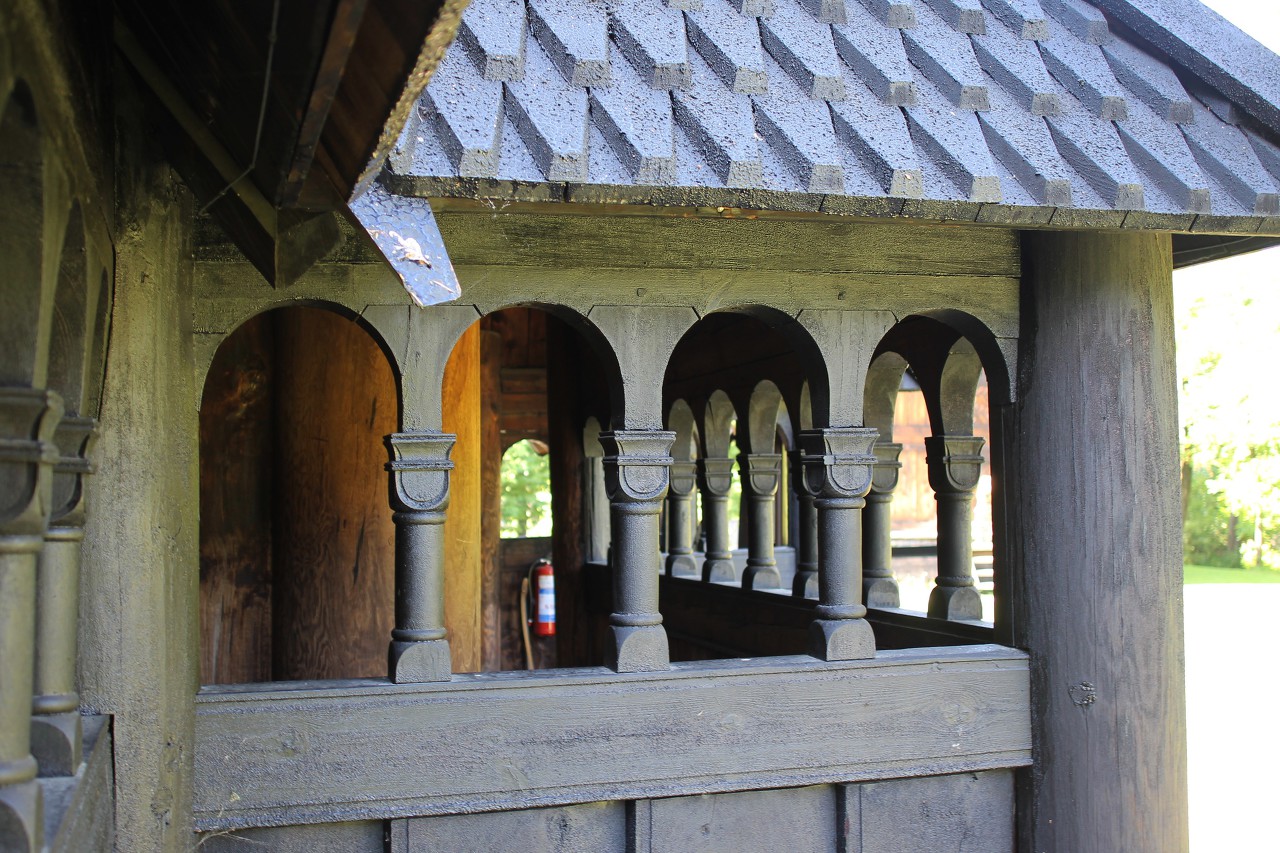 Stavkirka, wooden church