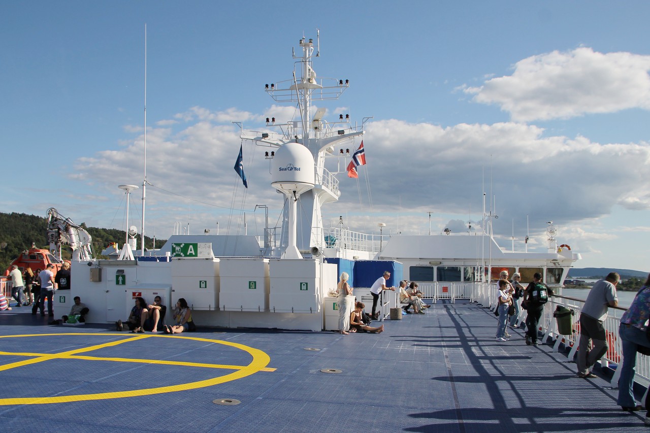 Паром DFDS Crown Seaways