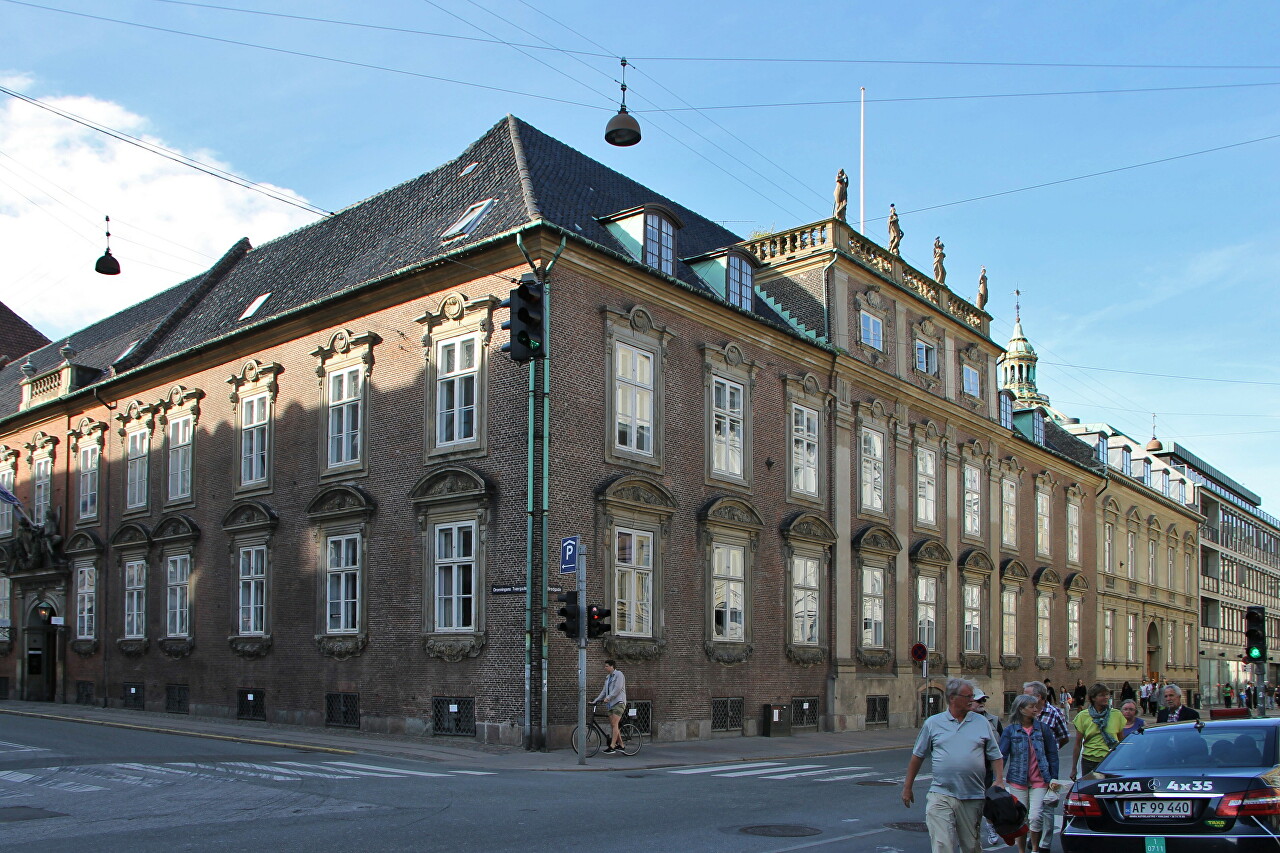 Moltke Mansion, Copenhagen