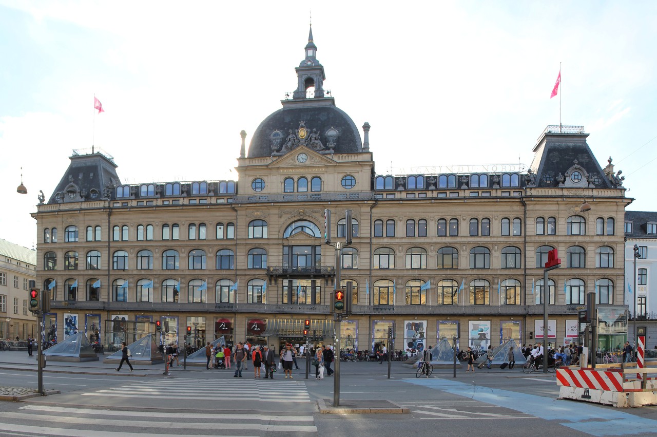 Copenhagen.  Magasin du Nord