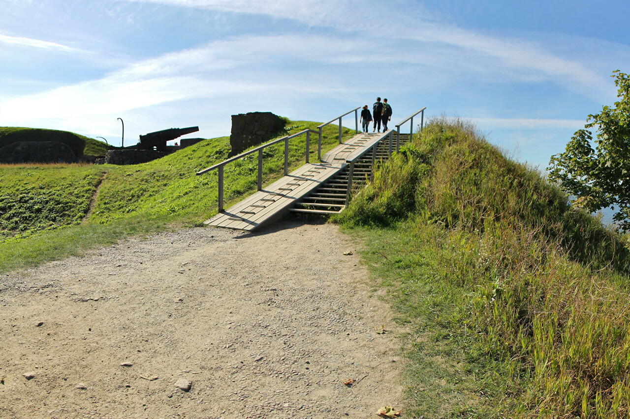 Kustaanmiekka West Battery Number 1, Suomenlinna