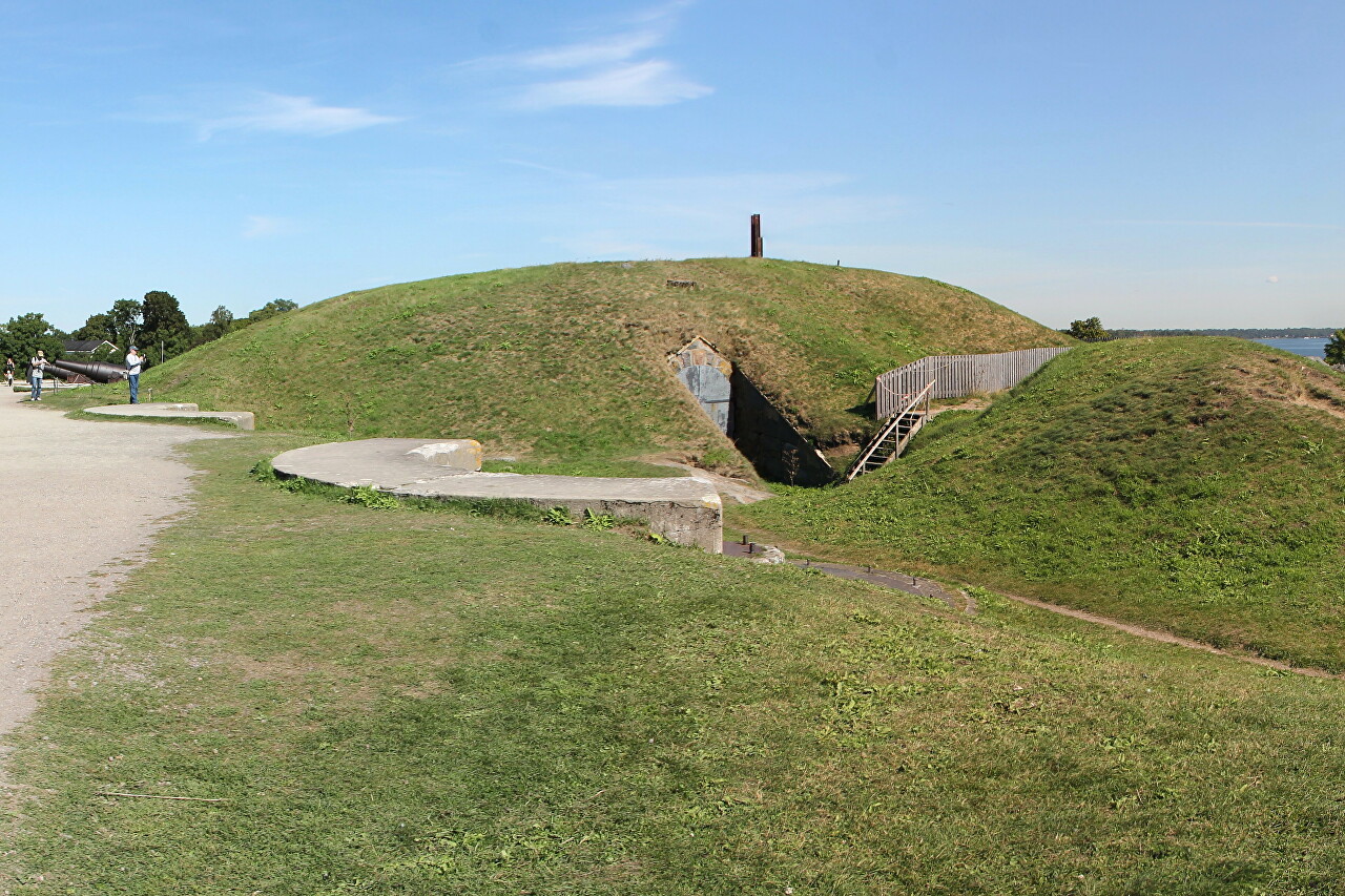 Kustaanmiekka West Battery Number 1, Suomenlinna