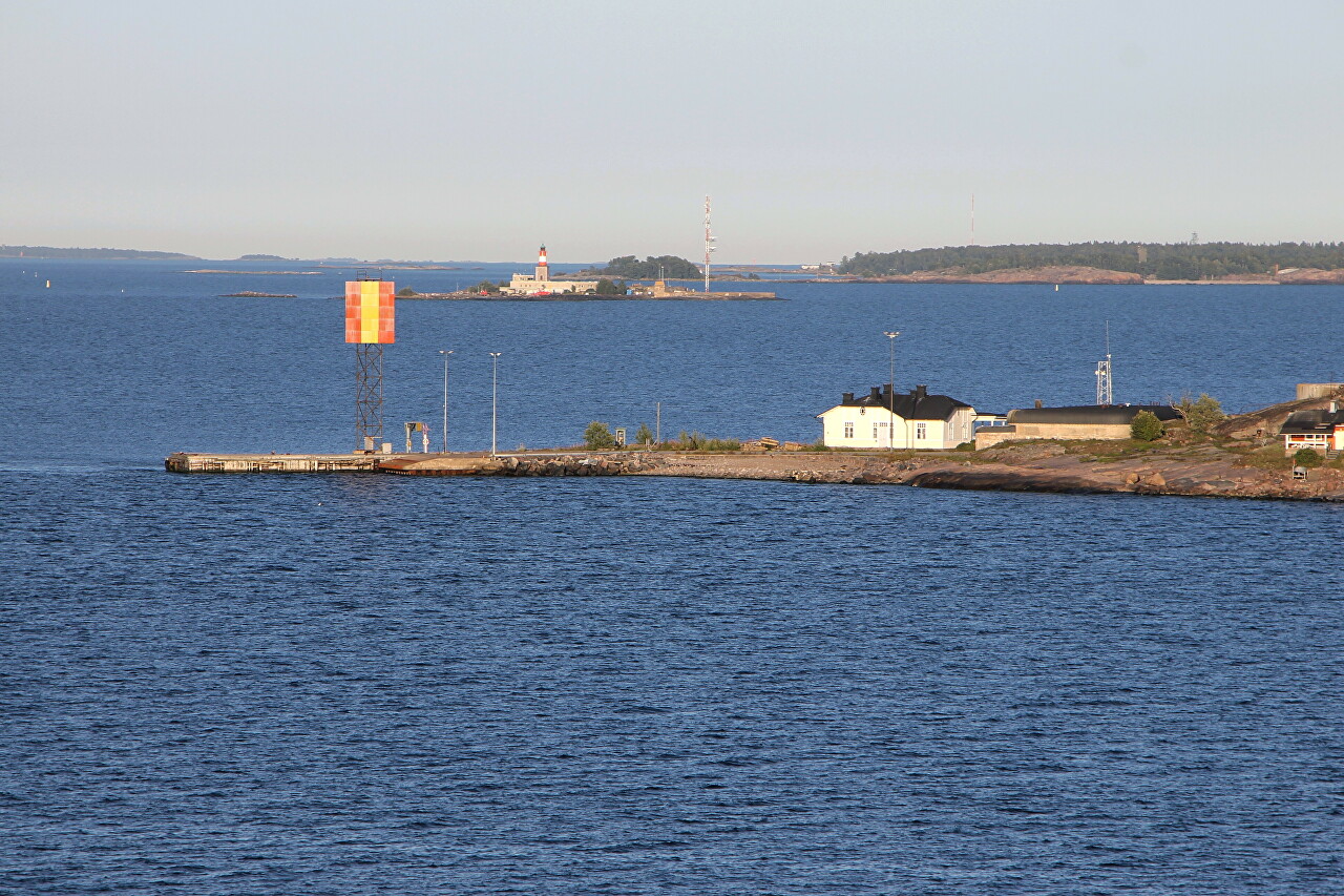 Katayaluoto and Harmaya Islands