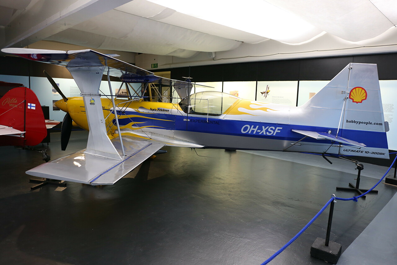 Ultimate 10-300 sports plane, Vantaa
