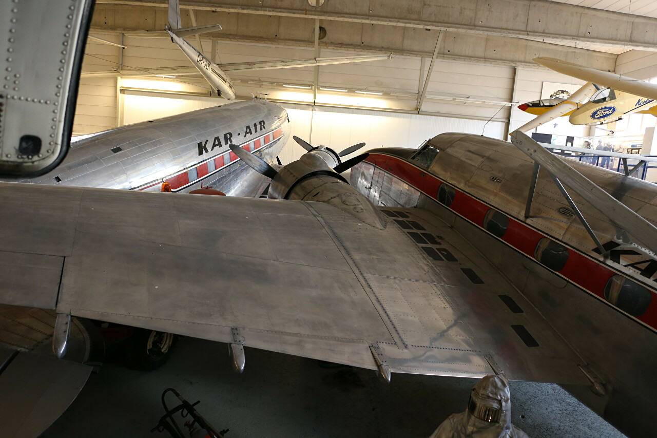 Lockheed 18-07 Lodestar, Vantaa