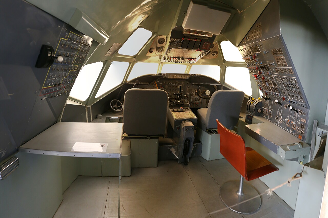 Aviation training simulators, Vantaa museum