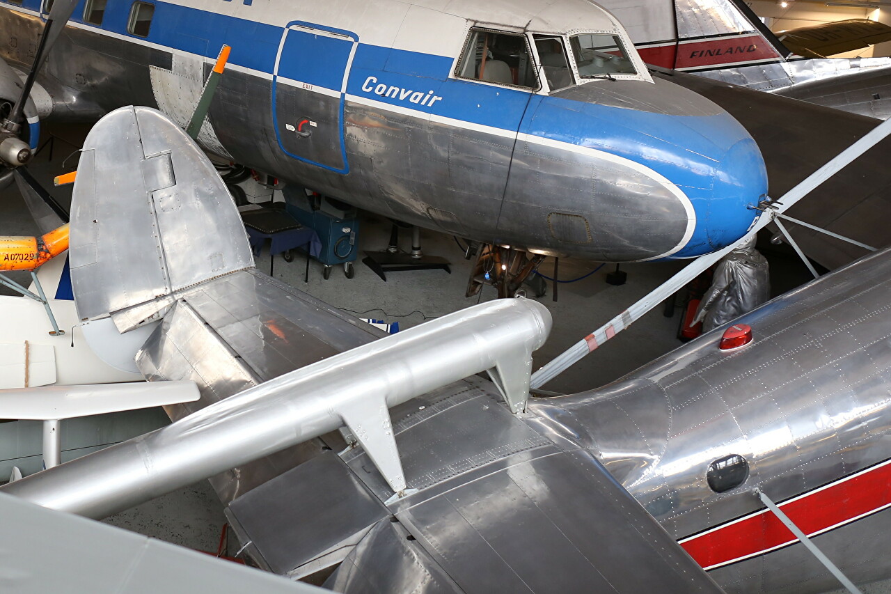 Lockheed 18-07 Lodestar, Vantaa