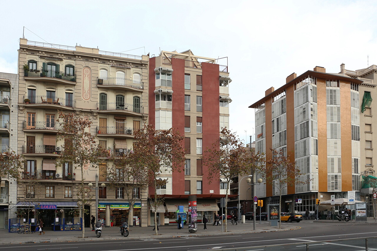 Бульвар Хуан-де-Бурбон, Барселона