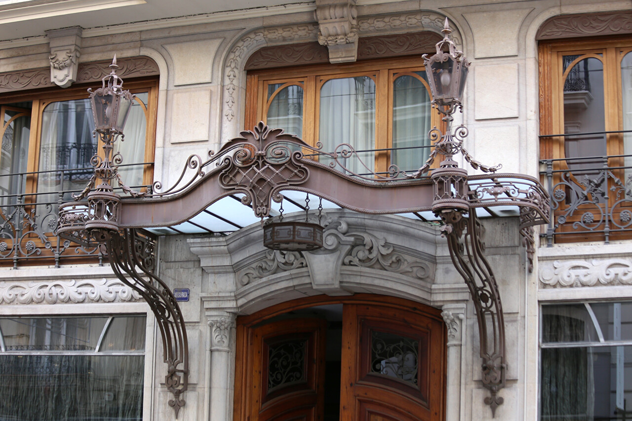 Art Nouveau