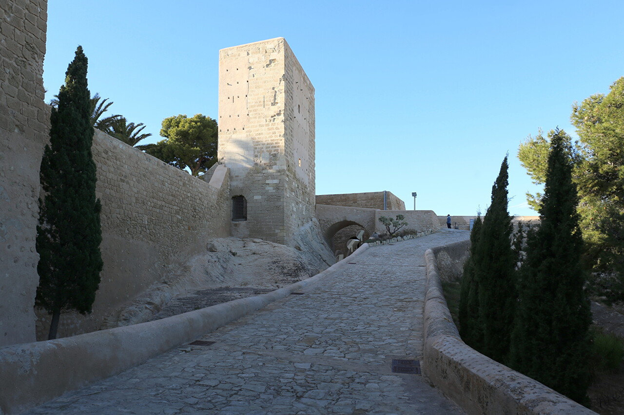 Santa Barbara Castle, Alicante