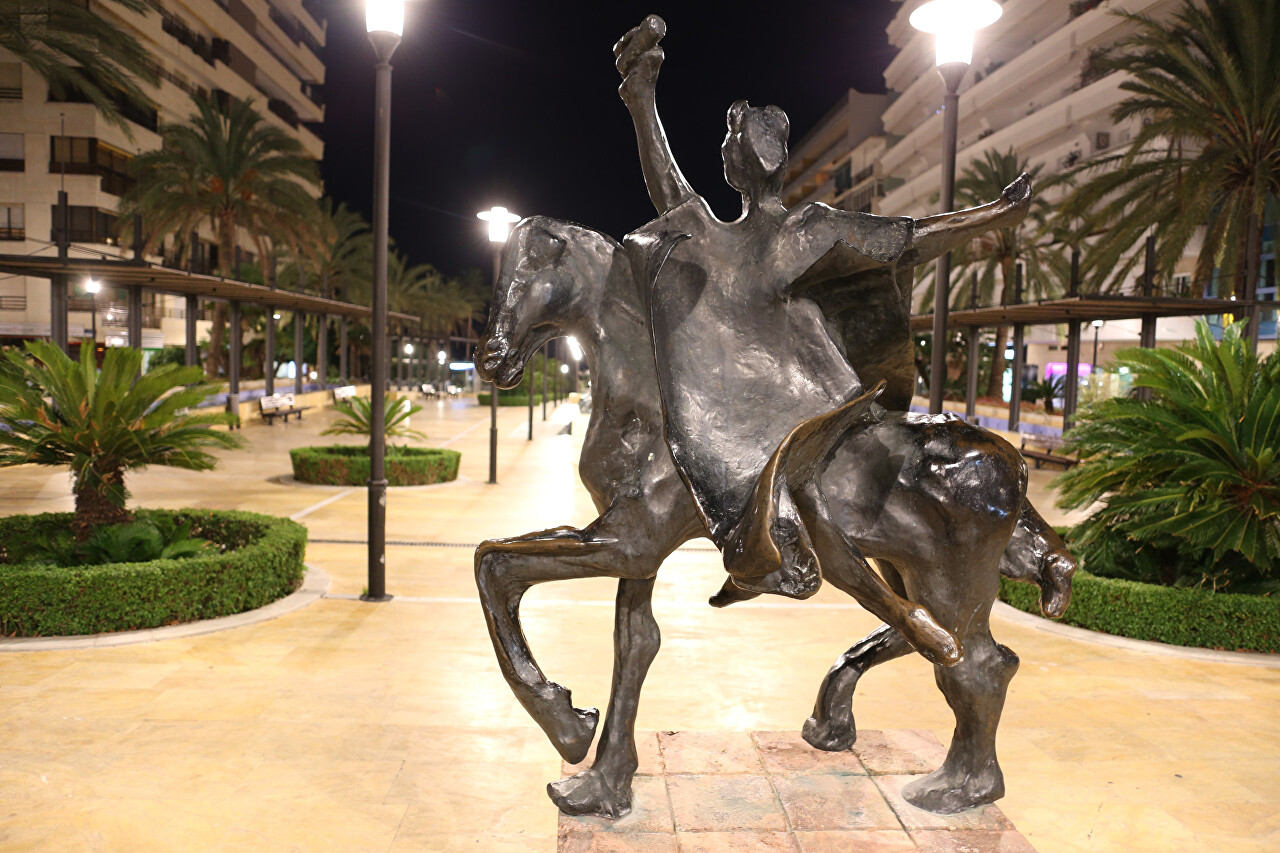 Avenida del Mar, Marbella