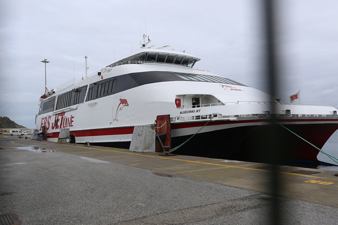 Algeciras Jet catamaran in Tarifa