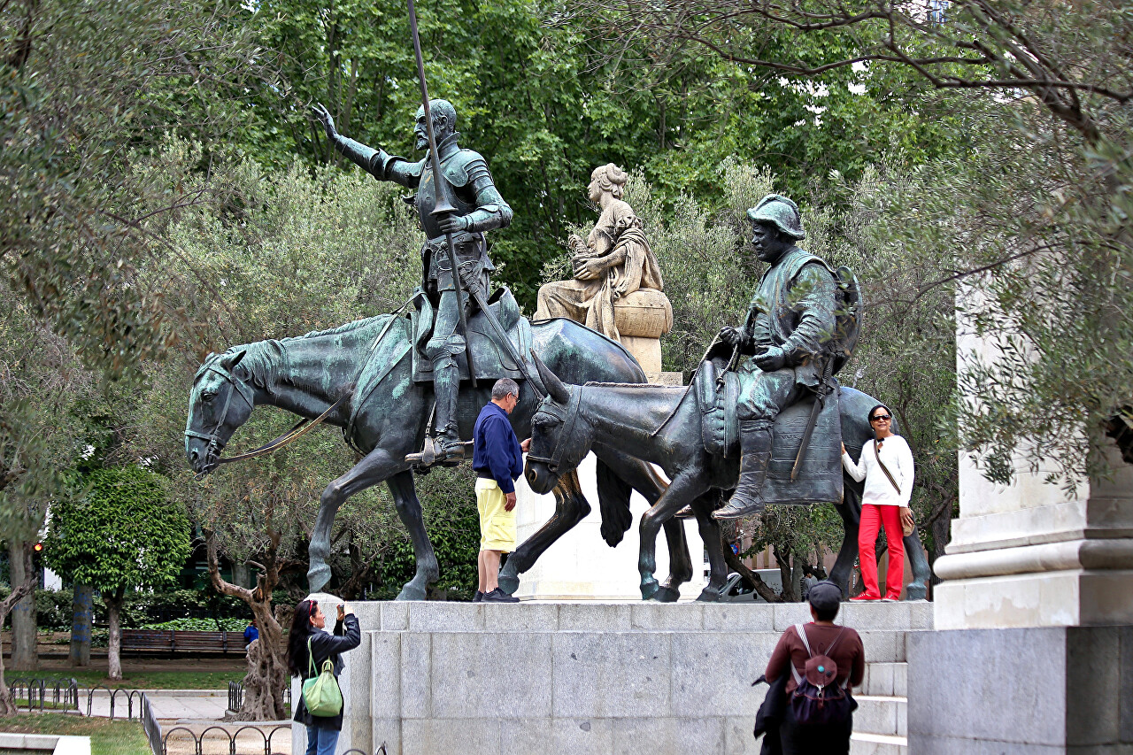 Monument to Cervantes in the Plaza de España, Madrid