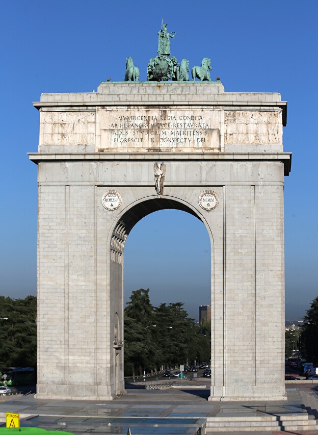 Arco de la Victoria, Madrid
