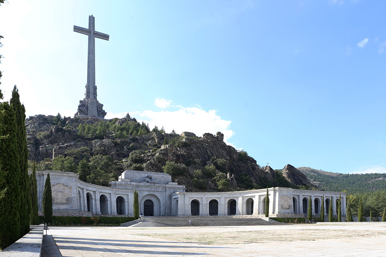El Escorial and Valle de los Caídos, September 30